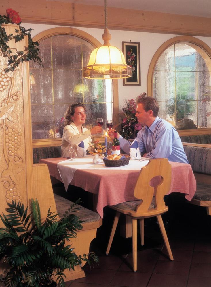 Hotel Klotz San Leonardo in Passiria Dış mekan fotoğraf